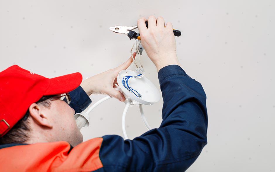 cherche électricien pas cher Nanterre